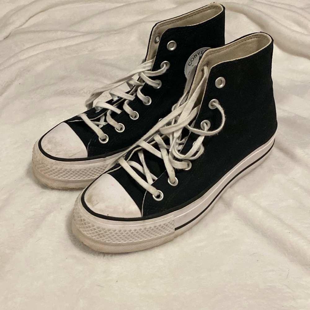 women hightop platform converse